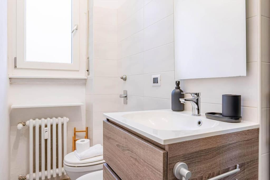 Guest Planet - Intero Alloggio M3 Porta Romana Apartman Milánó Kültér fotó